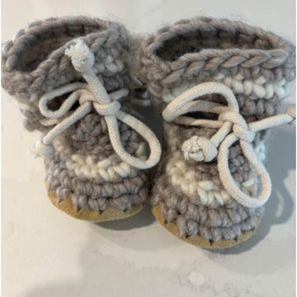 PadraigCottage Slipper -sizing B3- 3-12 months